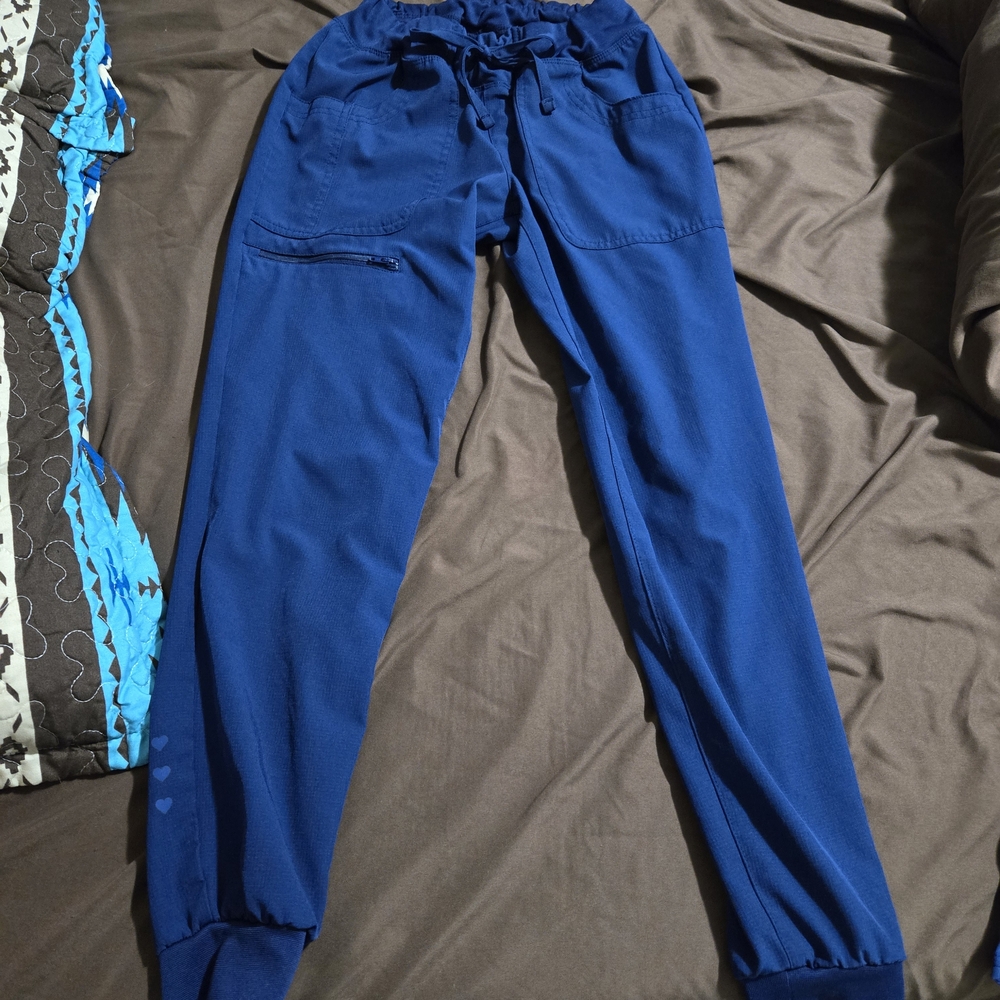 HeartSoul Scrub Set